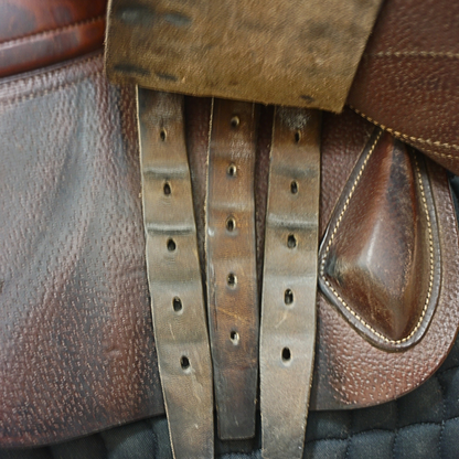 00 Saddle Model Seat