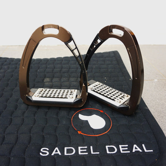 Acavallo Arena Alupro Pre-loved Stigbyglar